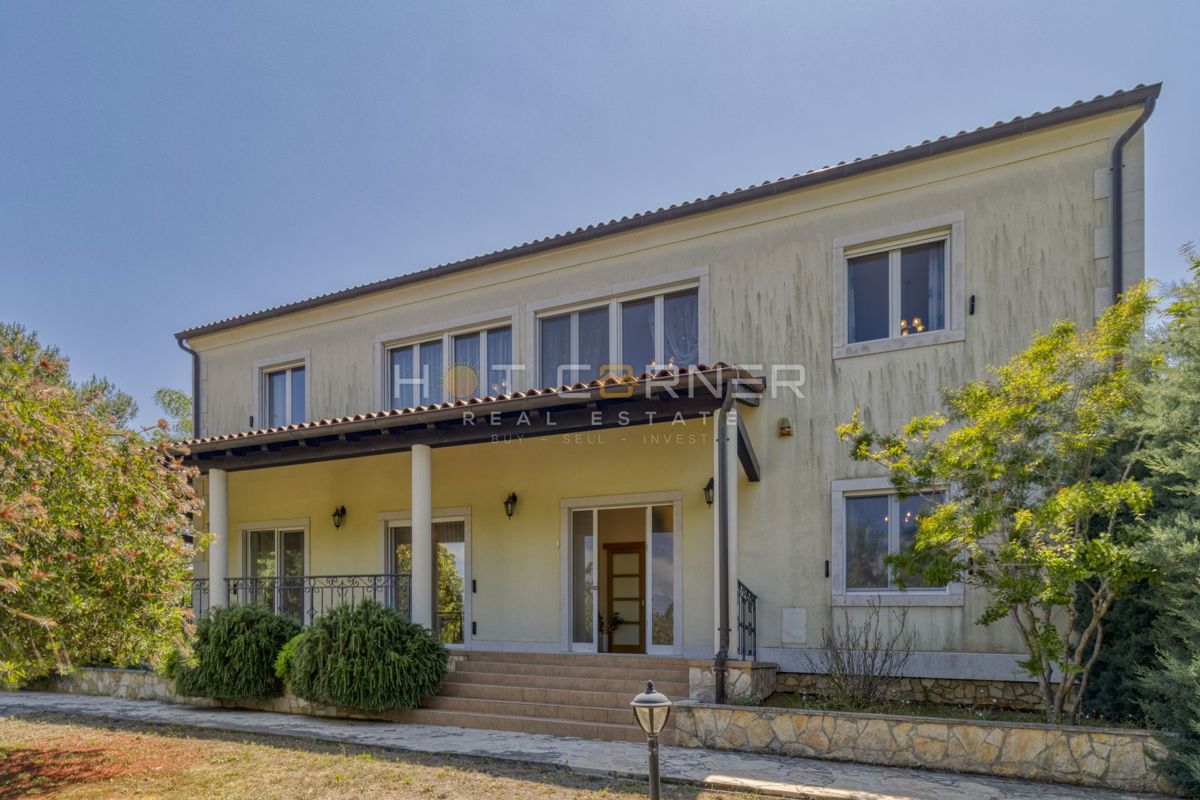 Spaziosa casa familiare a Premantura, a 400 m dal mare