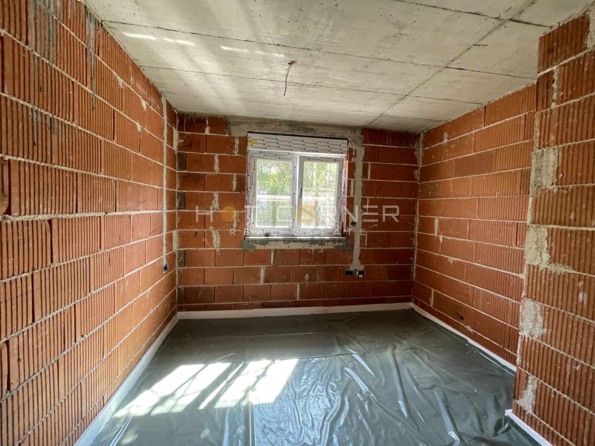 Appartamento Valdebek, Pula, 57m2