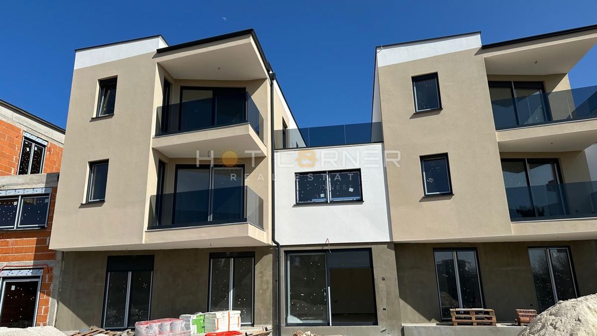 Medulin, 650 m dalla spiaggia, 1° piano, 2 camere da letto, vista mare