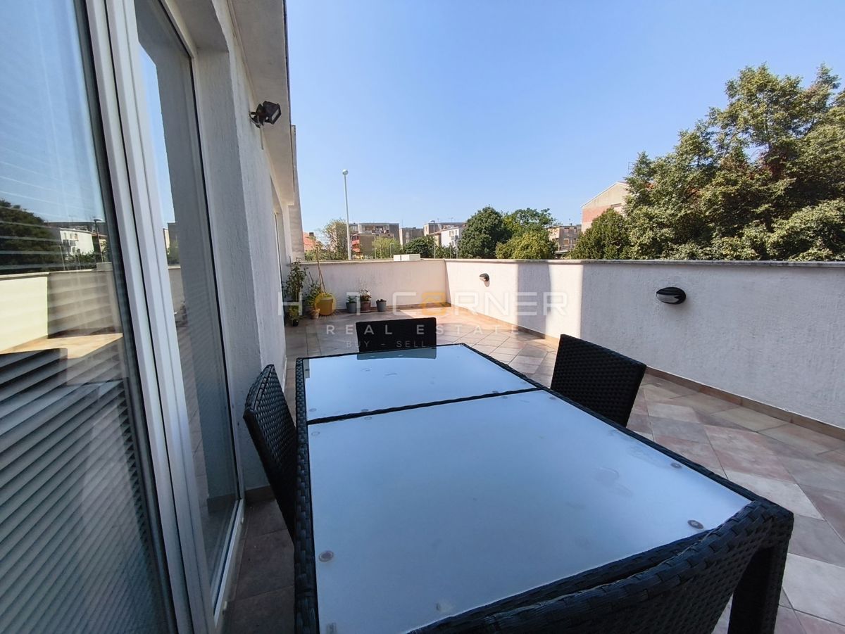Appartamento Veruda, Pula, 87m2
