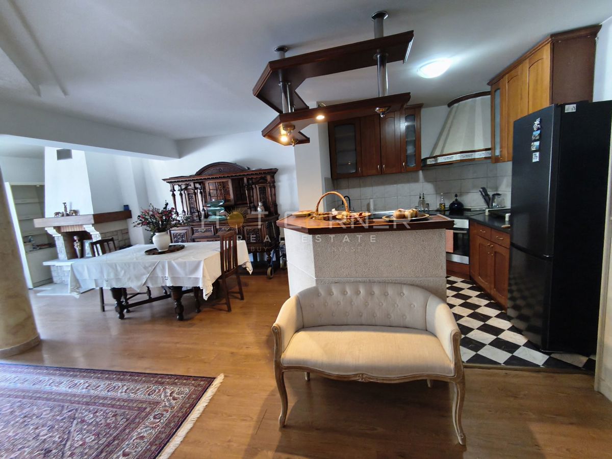 Appartamento Veruda, Pula, 87m2