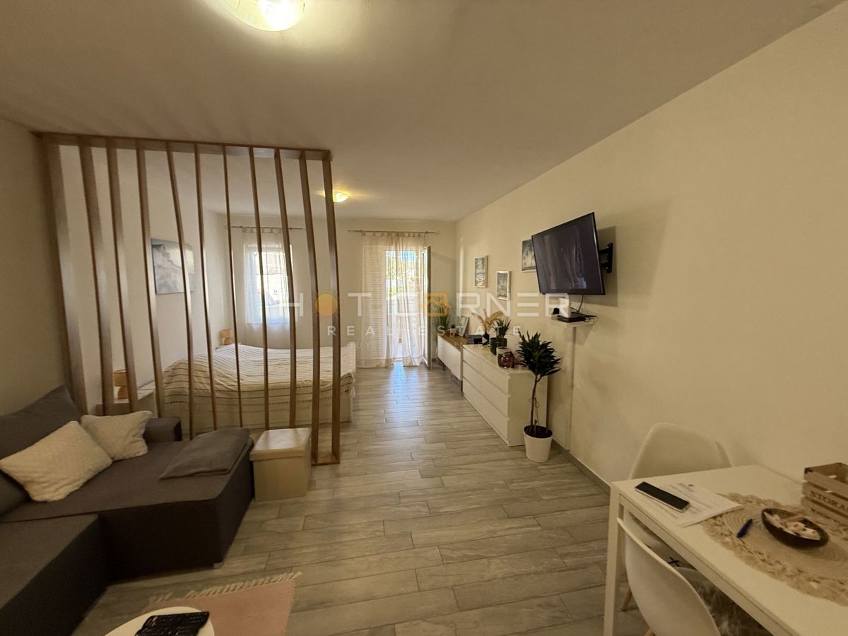 Banjole, a 150 m dal mare, appartamento al piano terra con cortile di 20 m²