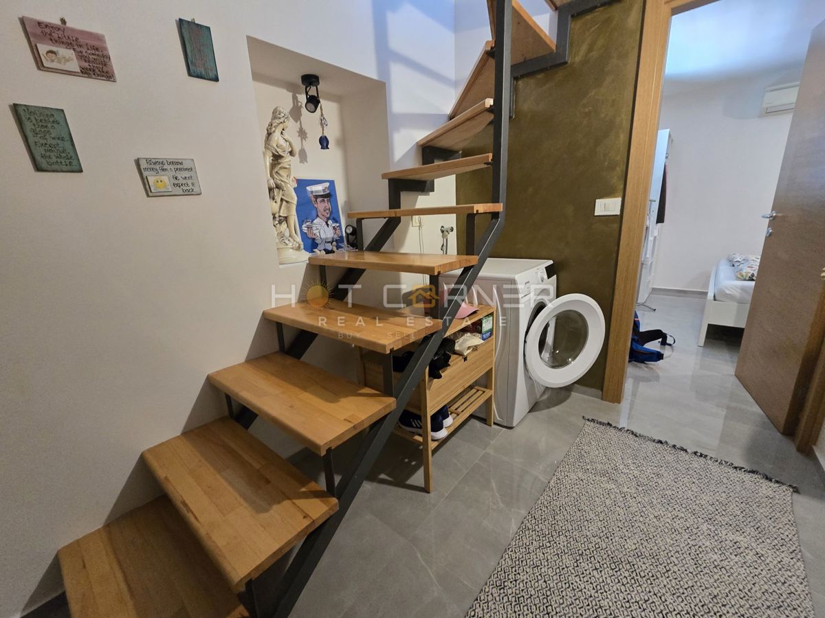 Offerta esclusiva: Duplex del XVI secolo con vista senza tempo su Santa Caterina