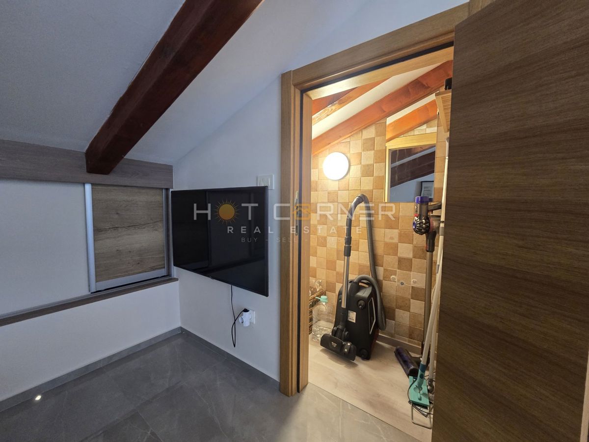 Offerta esclusiva: Duplex del XVI secolo con vista senza tempo su Santa Caterina