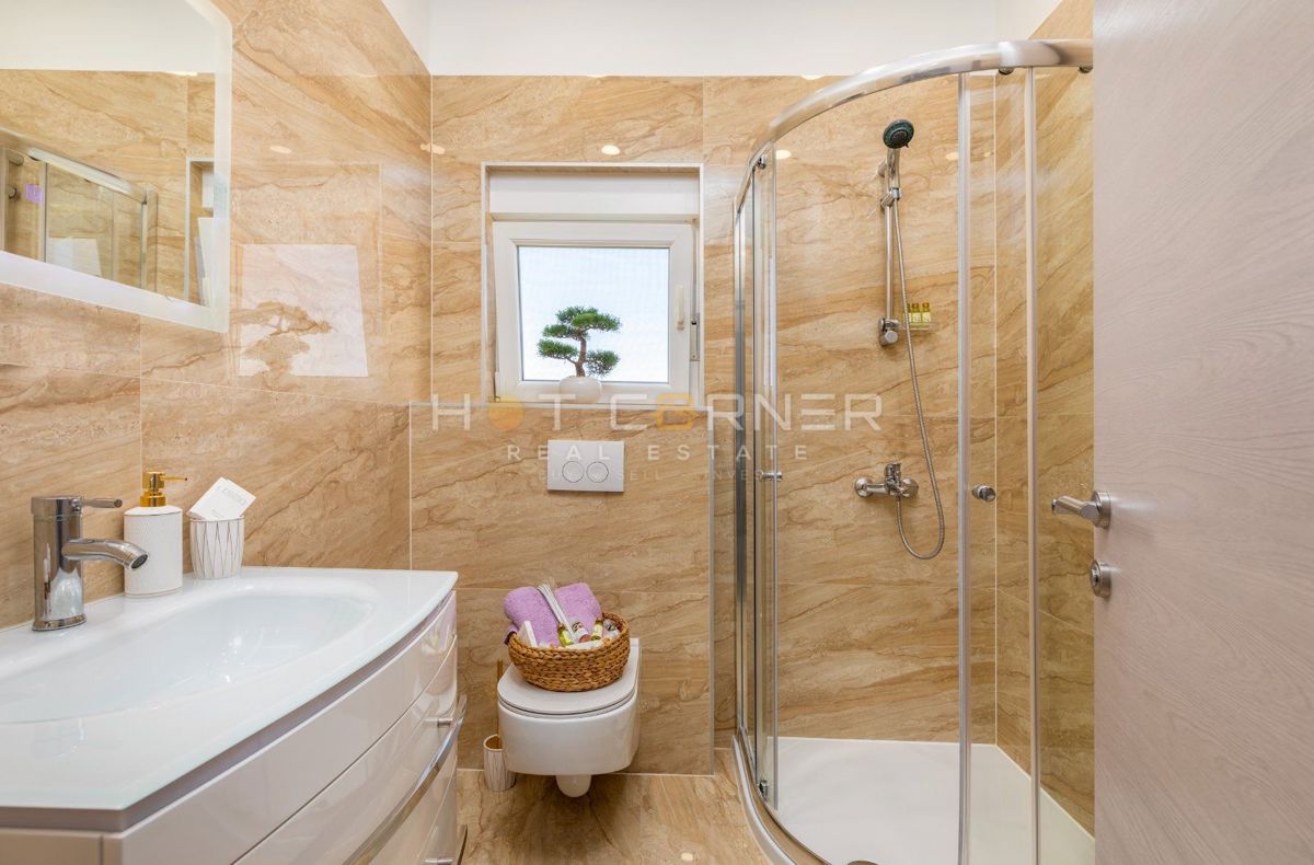 Appartamento Valbandon, Fažana, 79m2