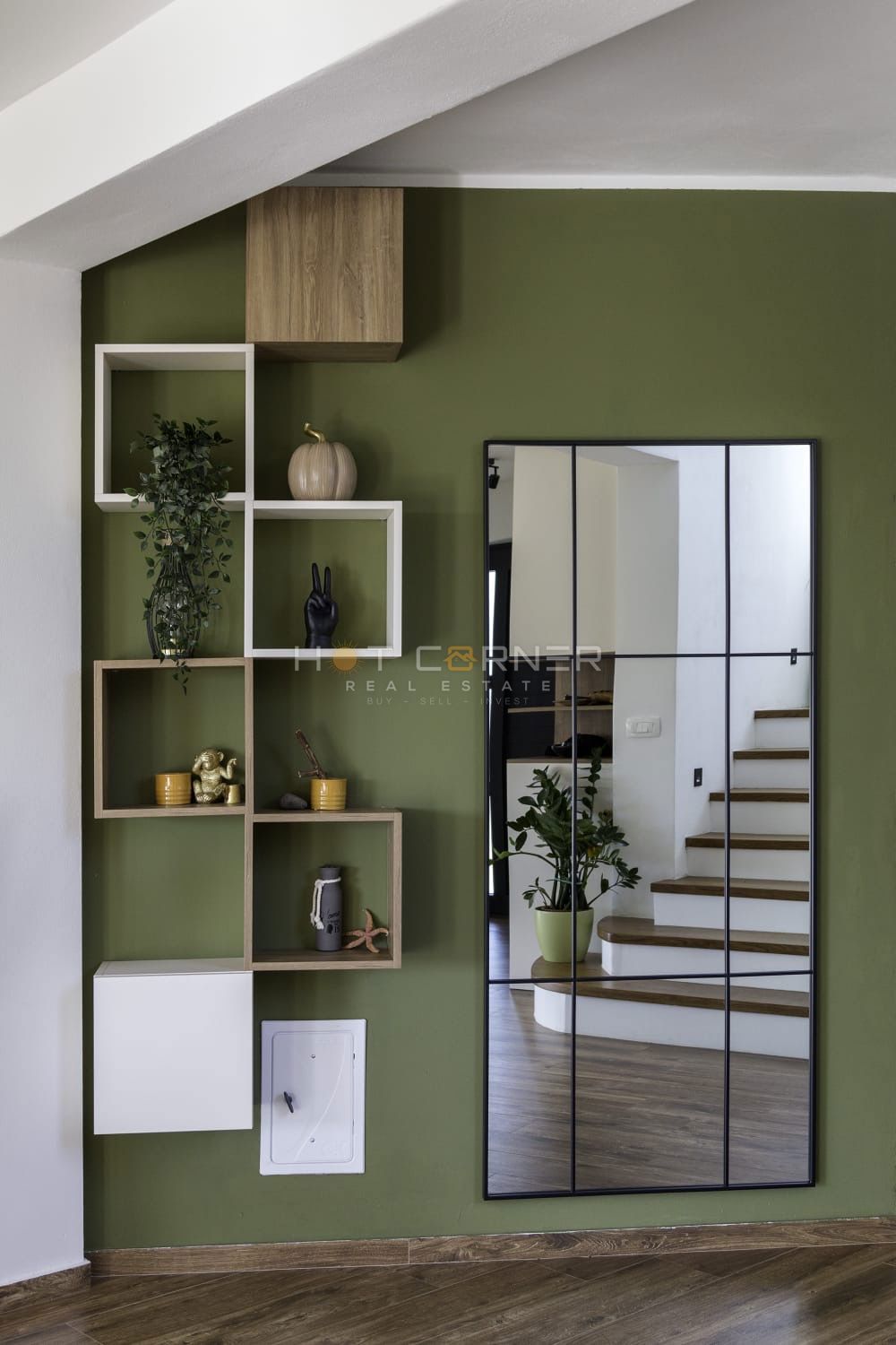 Casa familiare contemporanea con grande giardino, nuova costruzione