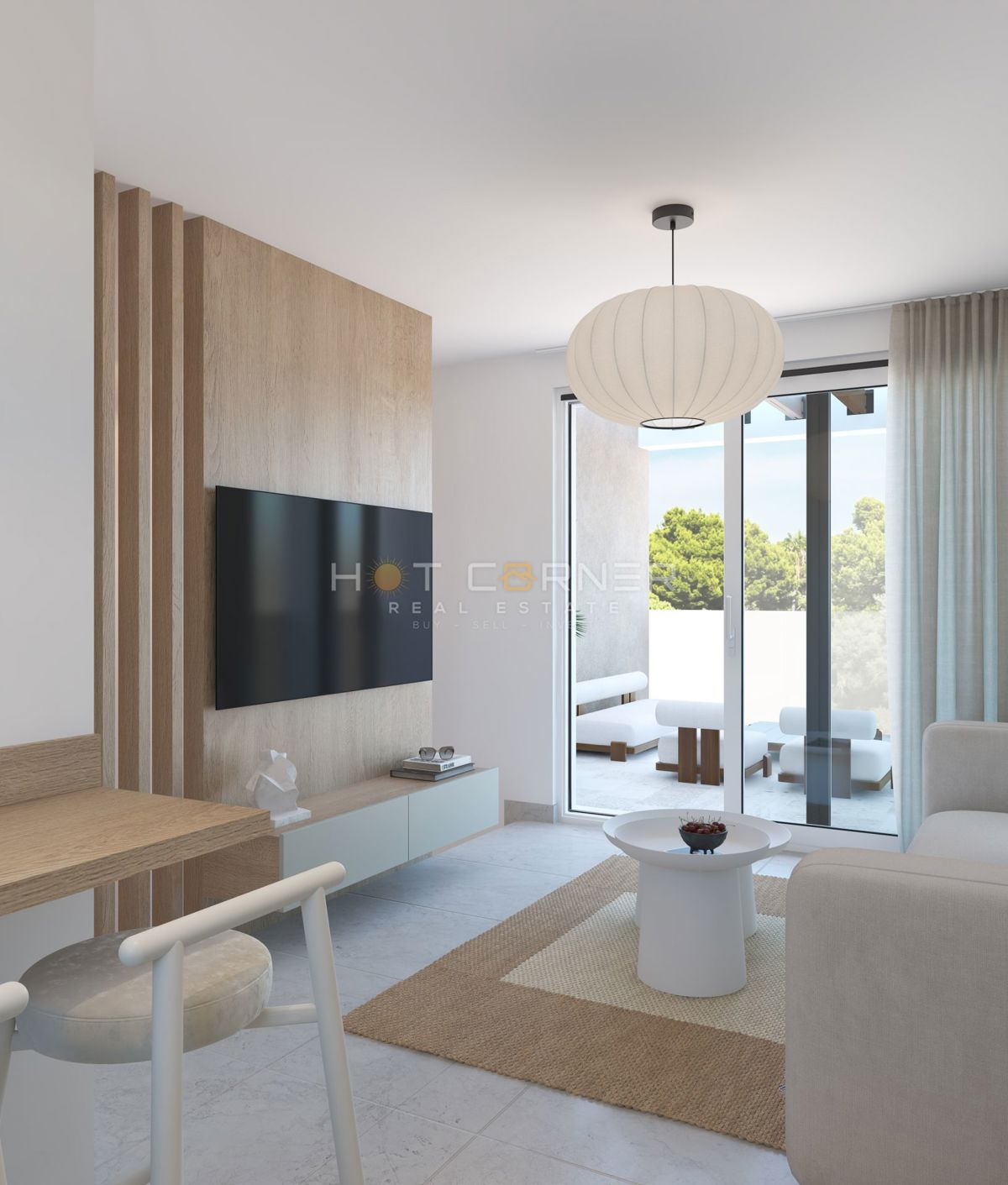 Elegante appartamento su tre livelli con giardino e vista mare