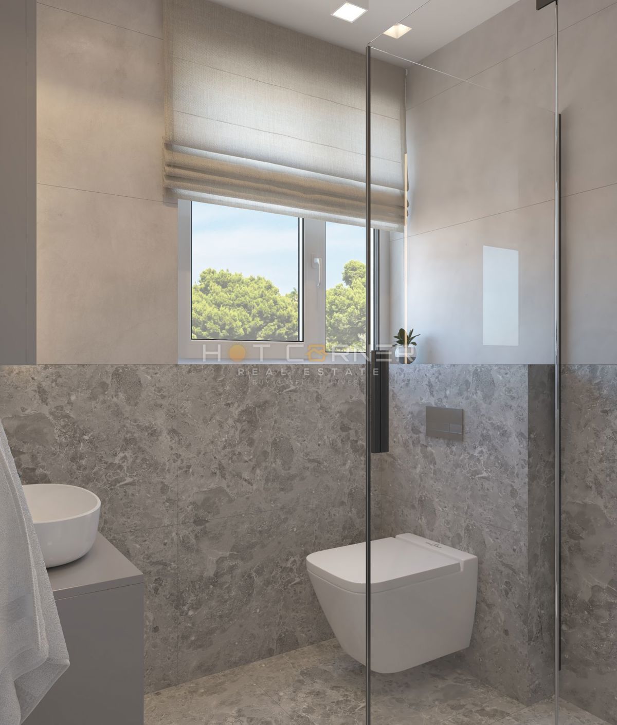 Elegante appartamento su tre livelli con giardino e vista mare