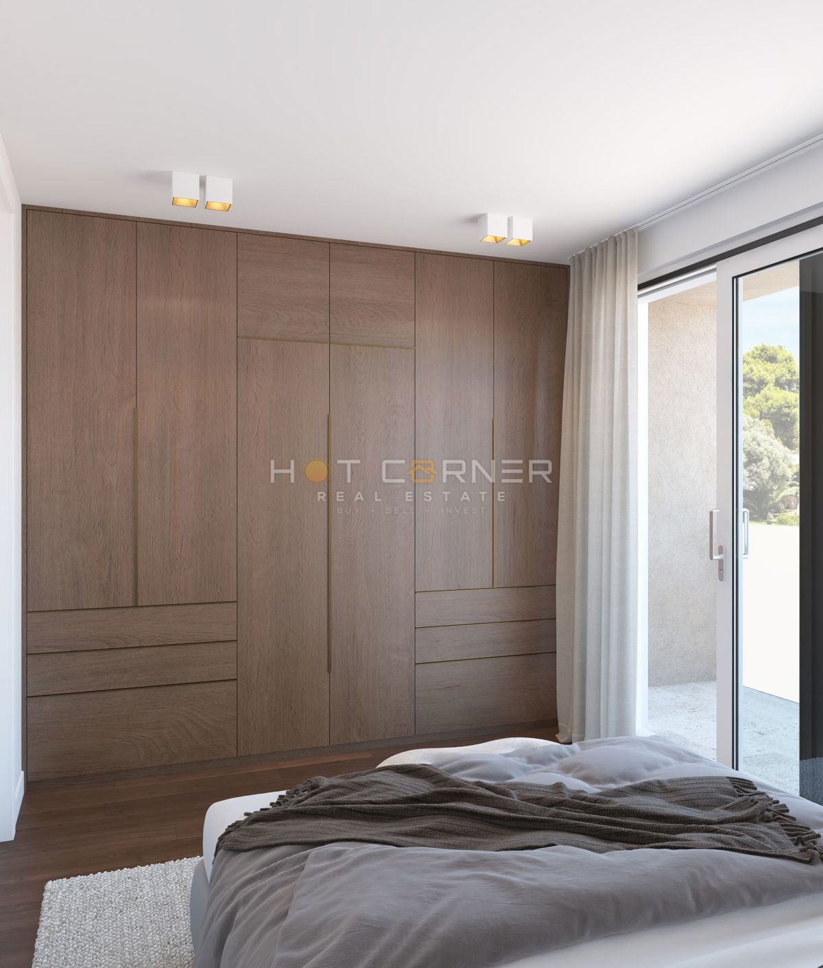 Elegante appartamento su tre livelli con giardino e vista mare