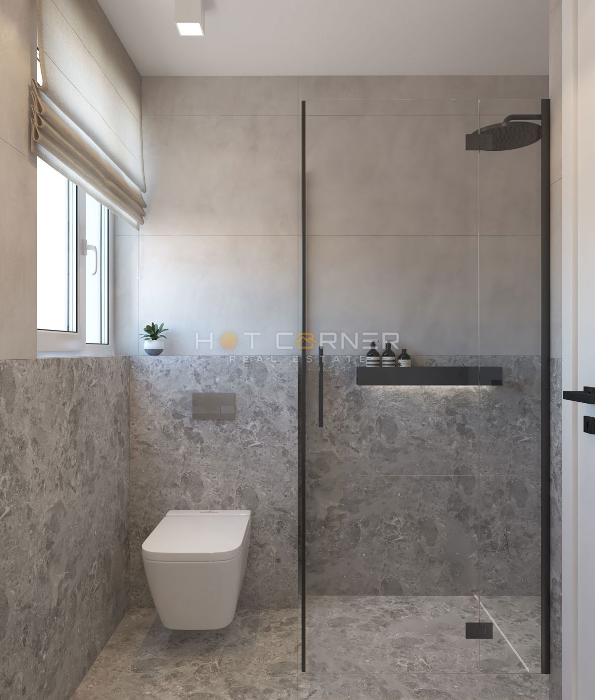 Elegante appartamento su tre livelli con giardino e vista mare