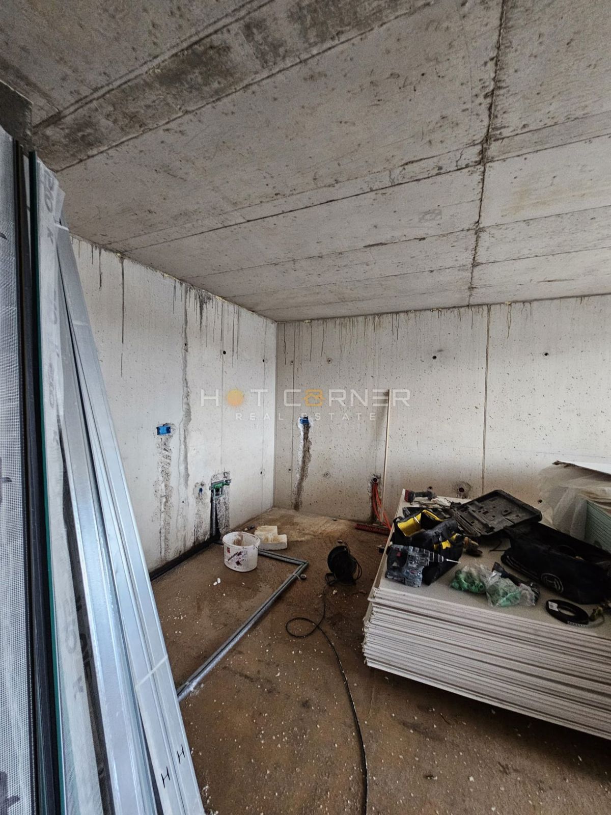 Appartamento a 2 camere in nuova costruzione con loggia e parcheggio – Monvidal, Pola