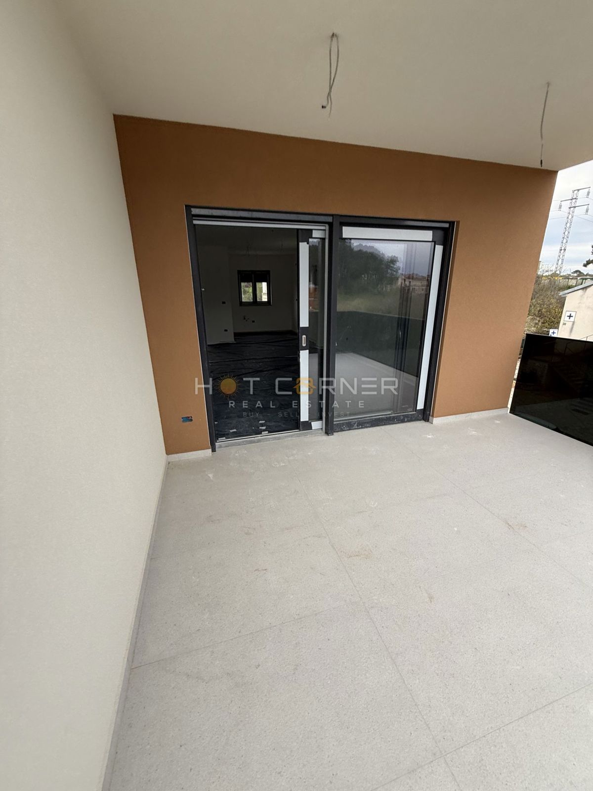 Lussuoso attico vicino a Pula City Mall, 3SS + ampia terrazza + riscaldamento a pavimento a gas