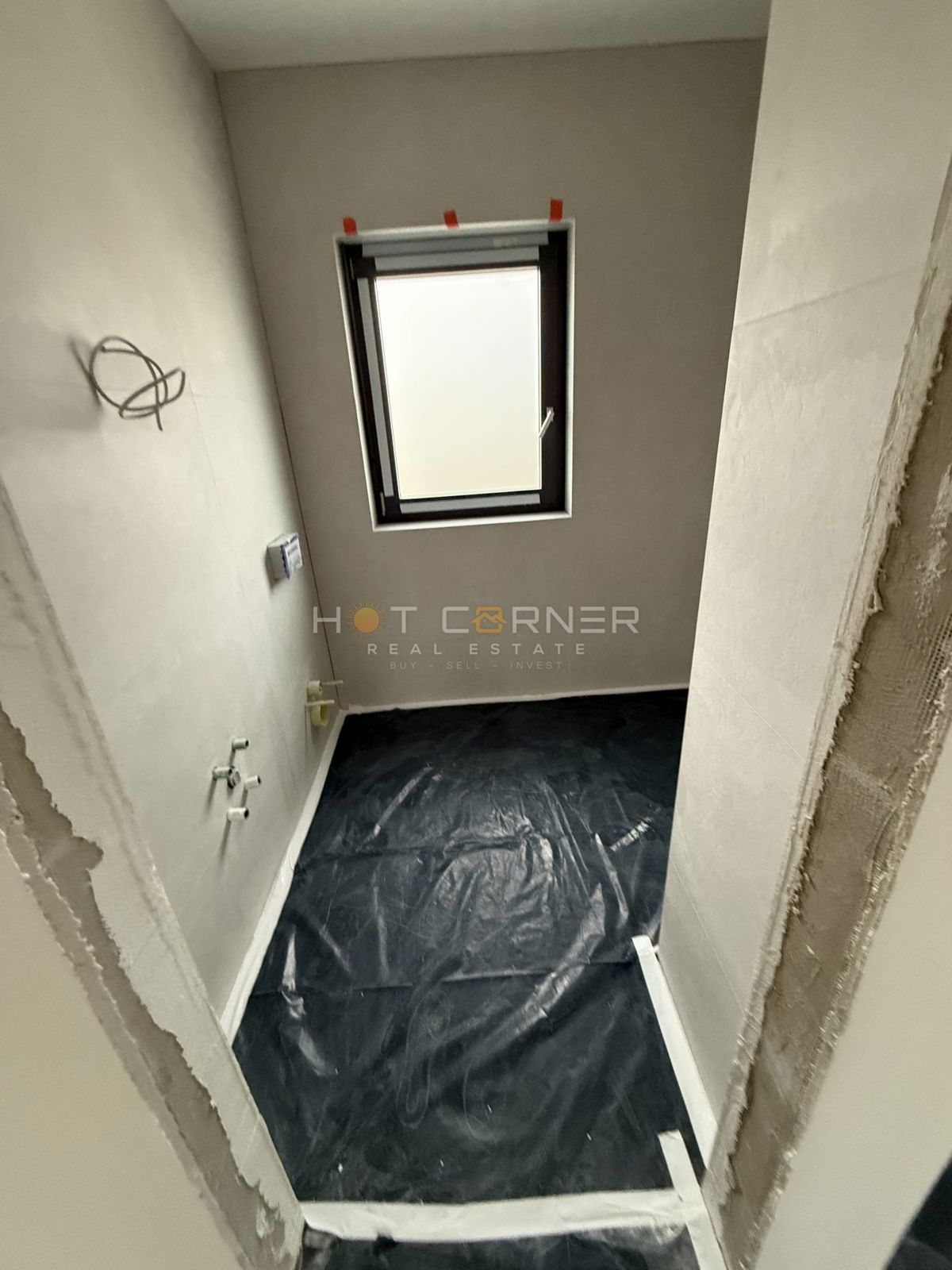 Lussuoso attico vicino a Pula City Mall, 3SS + ampia terrazza + riscaldamento a pavimento a gas