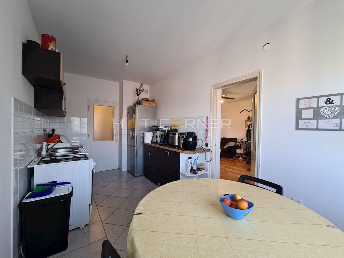 Appartamento Veruda, Pula, 90m2