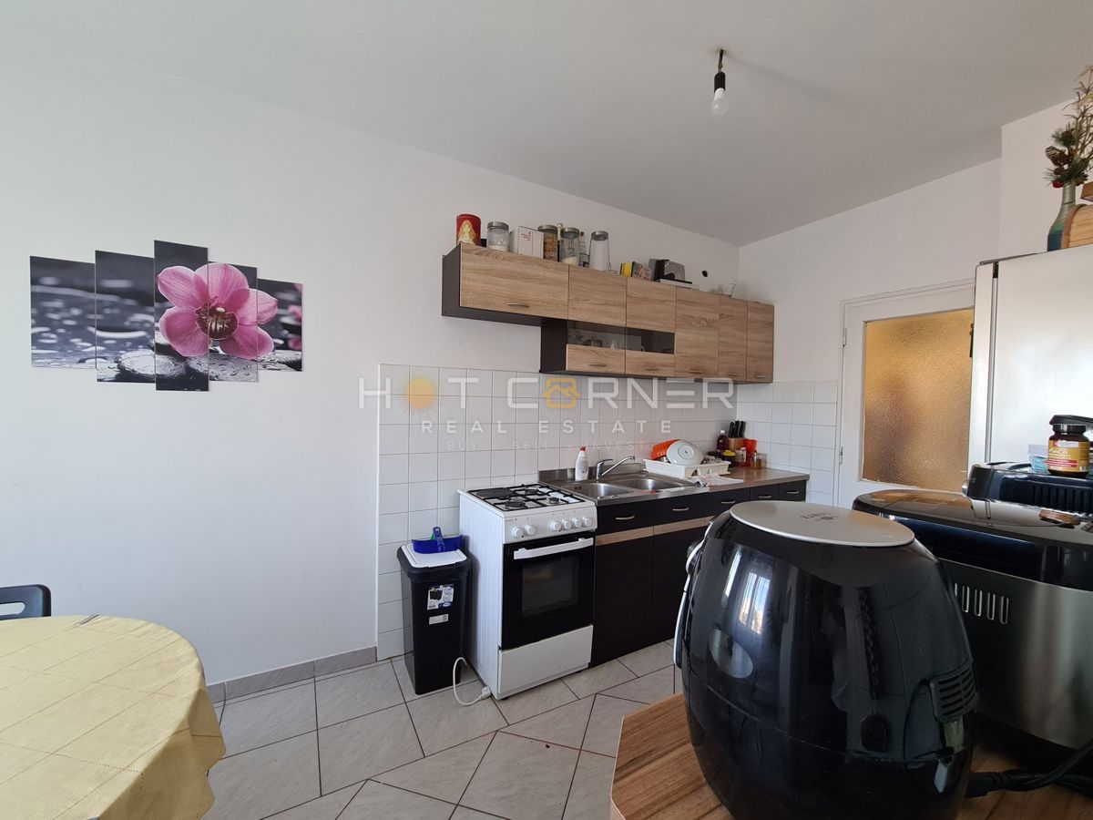 Appartamento Veruda, Pula, 90m2