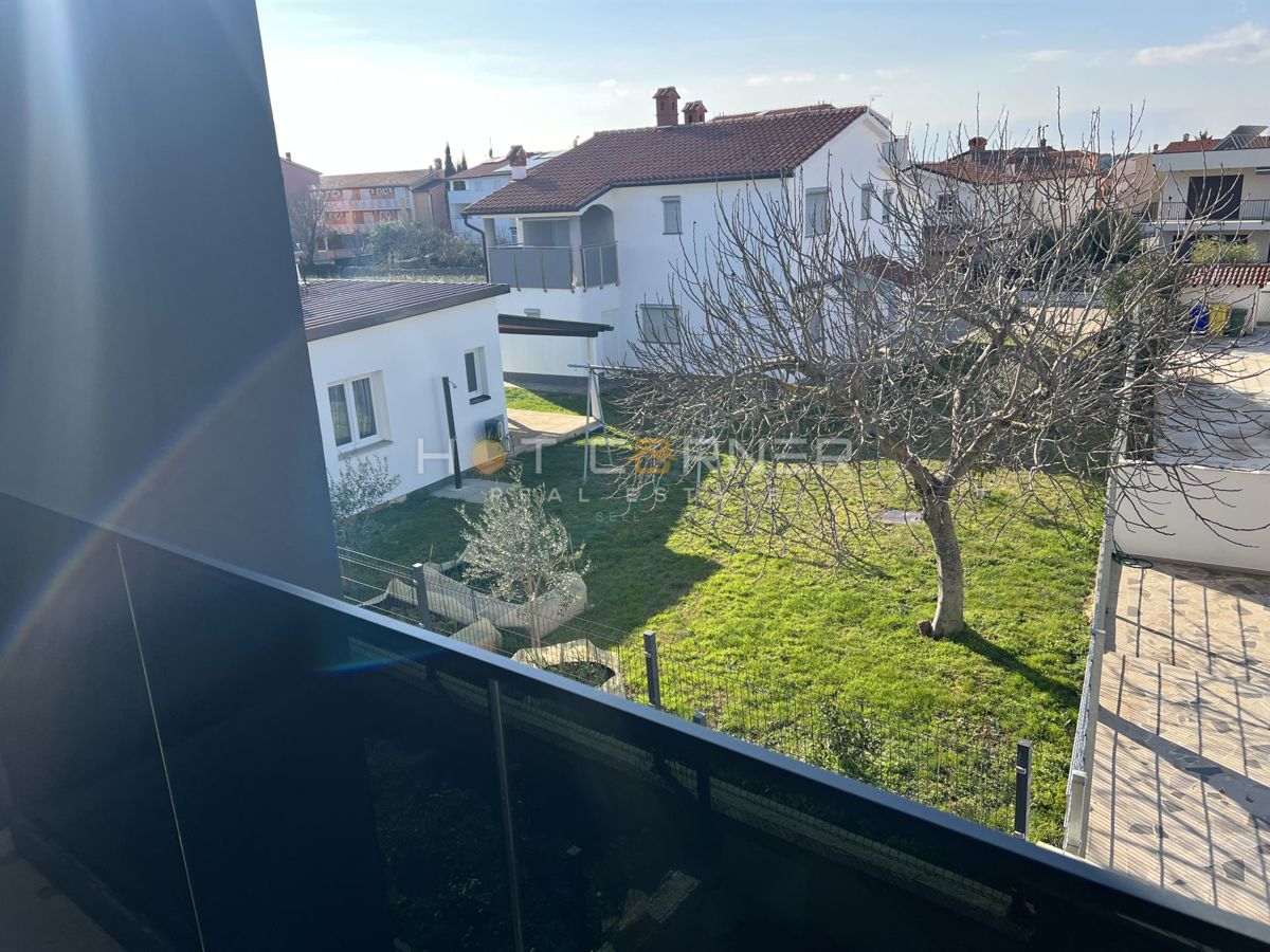 Medulin, Elegante Casa Moderna, 4 Camere da Letto, 800 m dal Mare