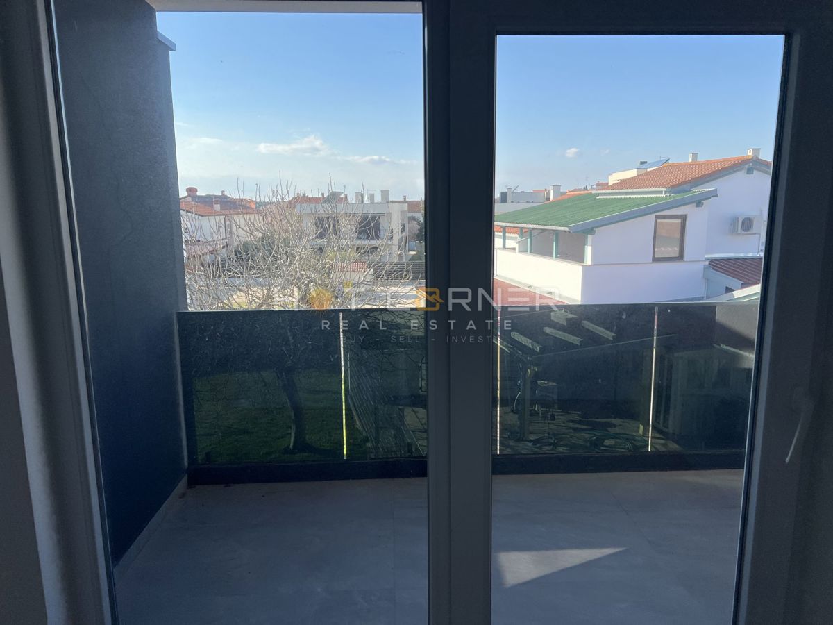 Medulin, Elegante Casa Moderna, 4 Camere da Letto, 800 m dal Mare