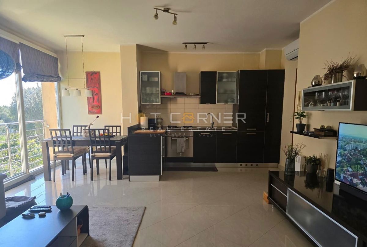 APPARTAMENTO ROVIGNO, DUE CAMERE DA LETTO, PERMESSO DI AGIBILITÀ