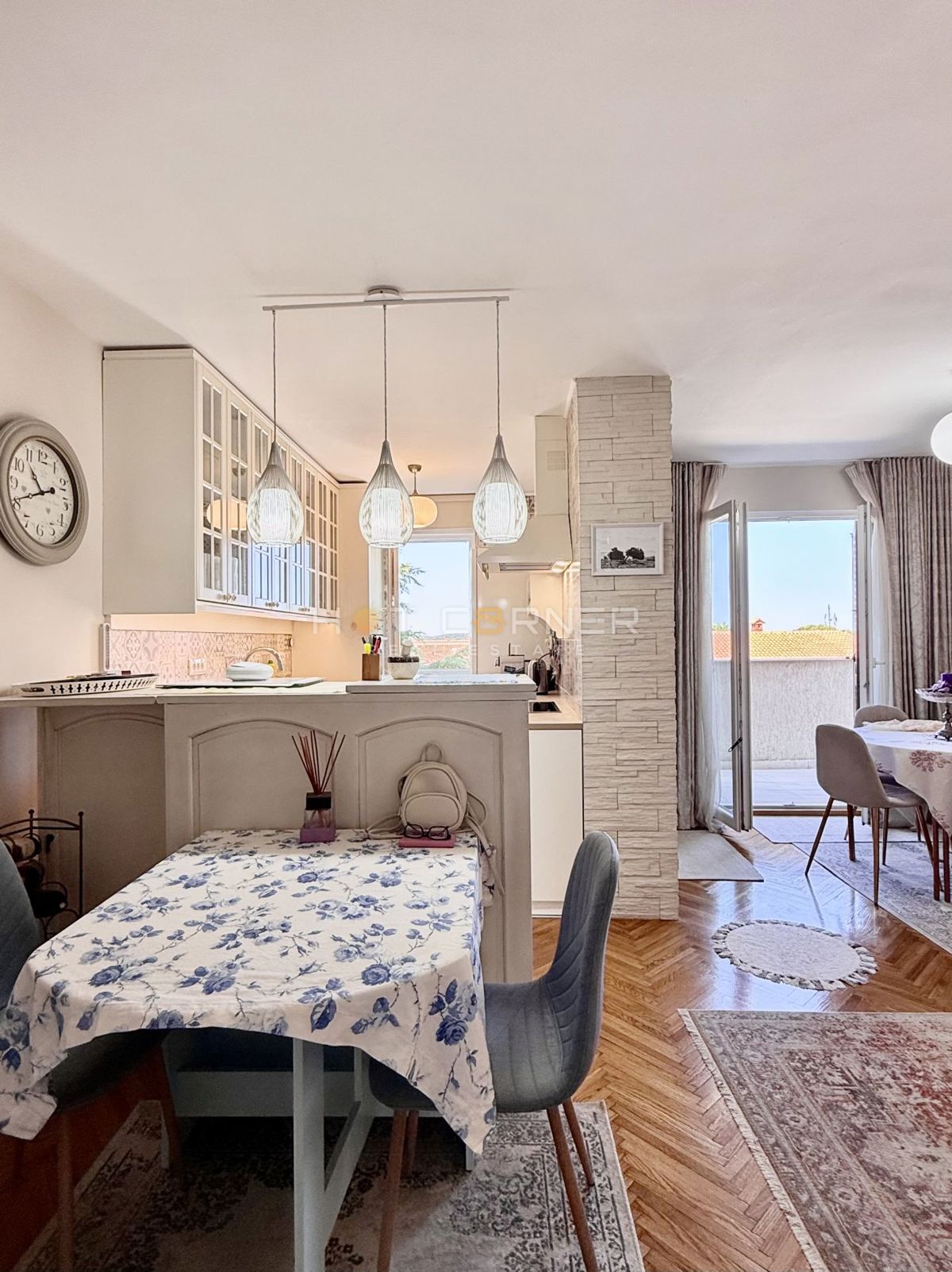 Splendido appartamento a Fasana, vista mare