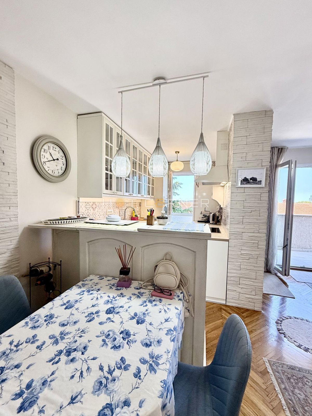 Splendido appartamento a Fasana, vista mare