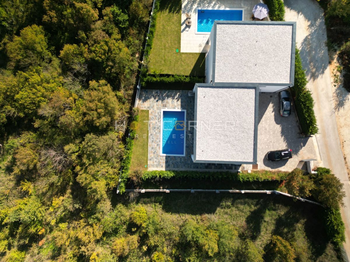 Vendita di villa moderna nei dintorni di Rovigno (2025)