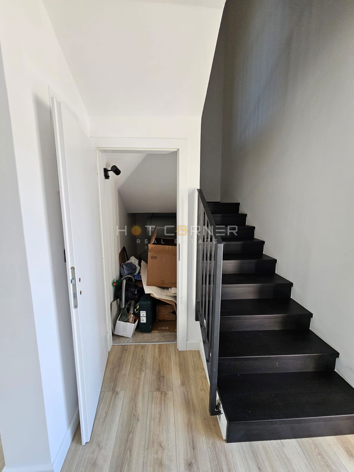 Vendita di villa moderna nei dintorni di Rovigno (2025)