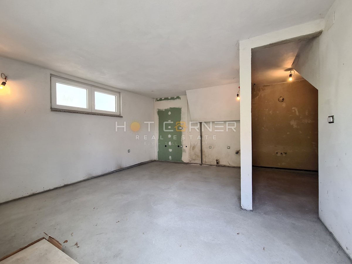 Appartamento Šijana, Pula, 105m2