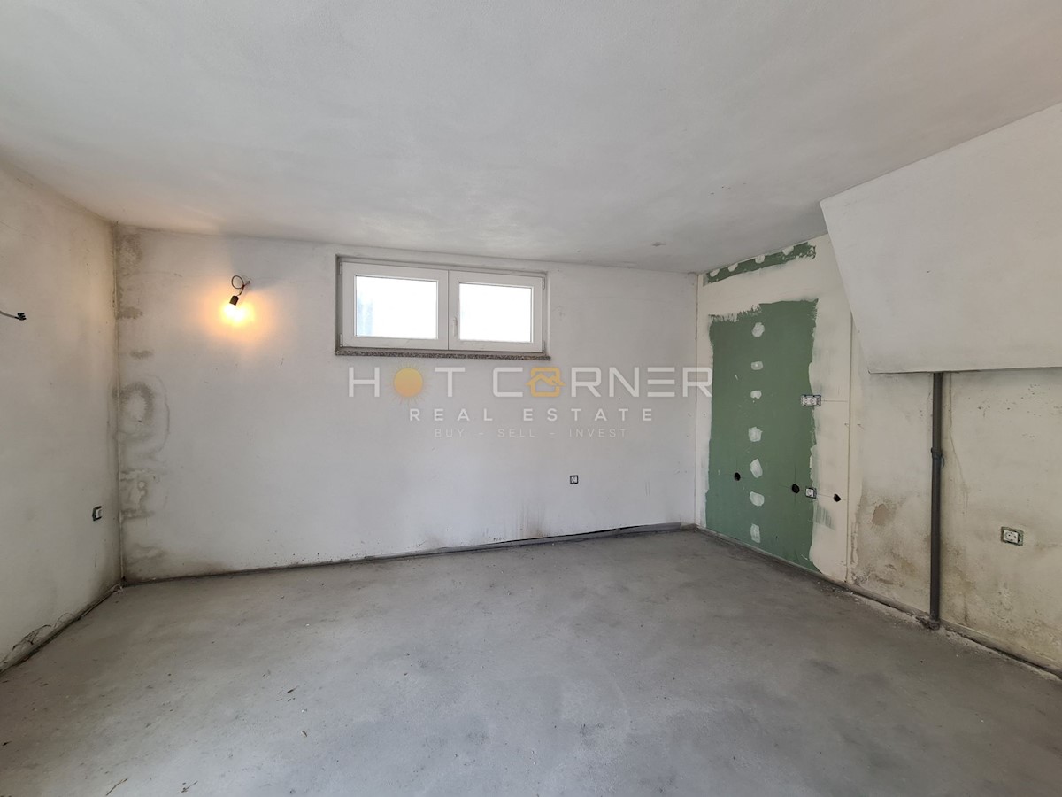 Appartamento Šijana, Pula, 105m2