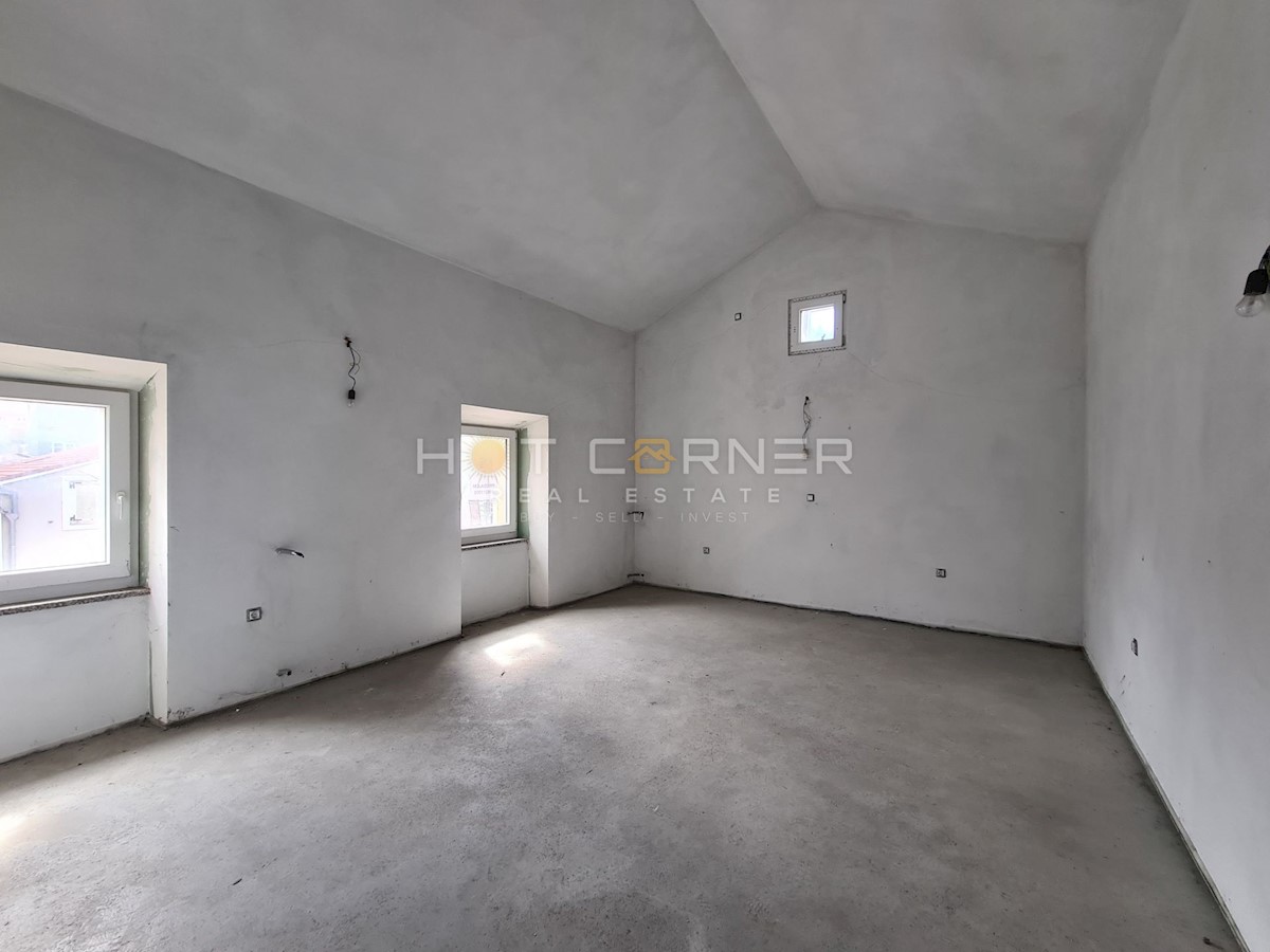 Appartamento Šijana, Pula, 105m2