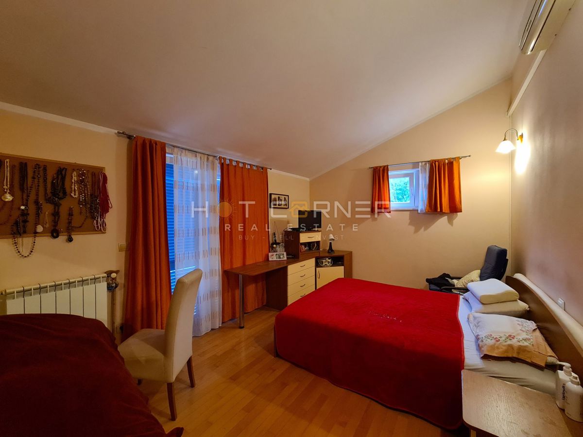 Casa Veli vrh, Pula, 170m2