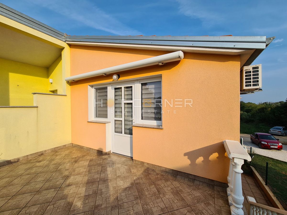 Casa Štinjan, Pula, 100m2