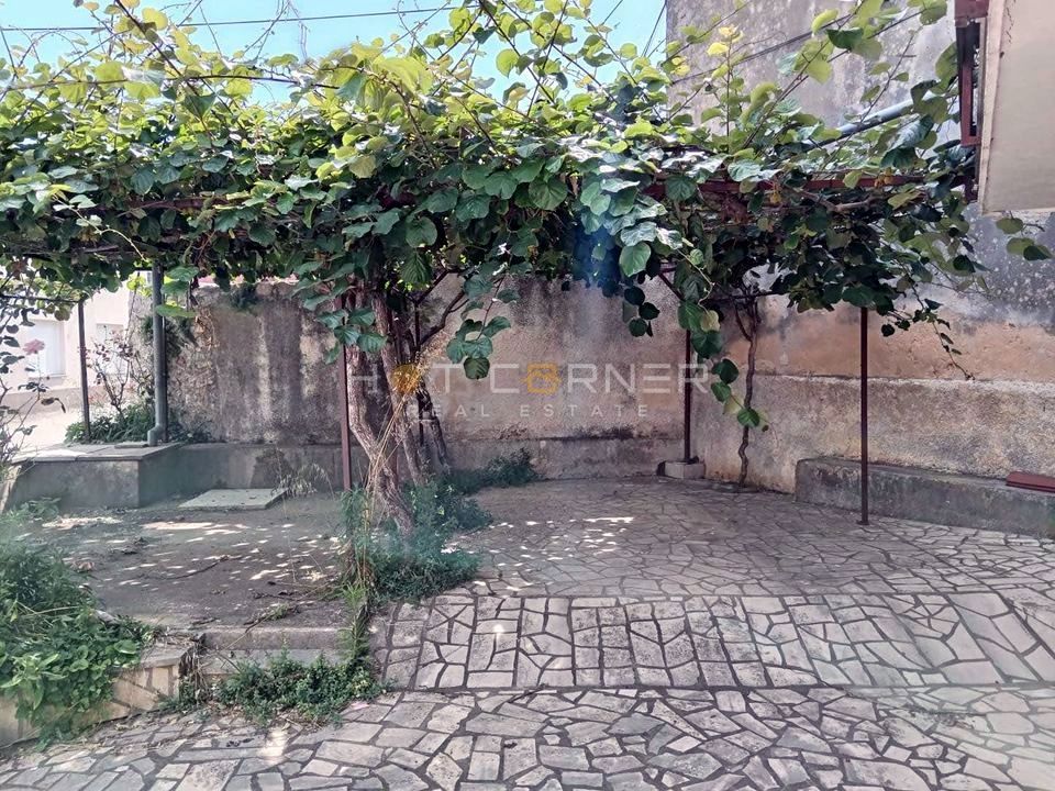 Marčana, casa 180m2, parcheggio