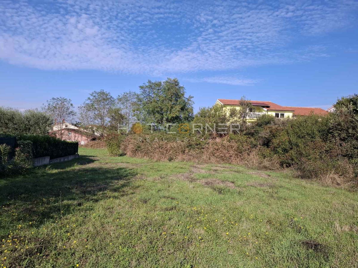 Štinjan, terreno edificabile, 600 m dal mare, splendida vista