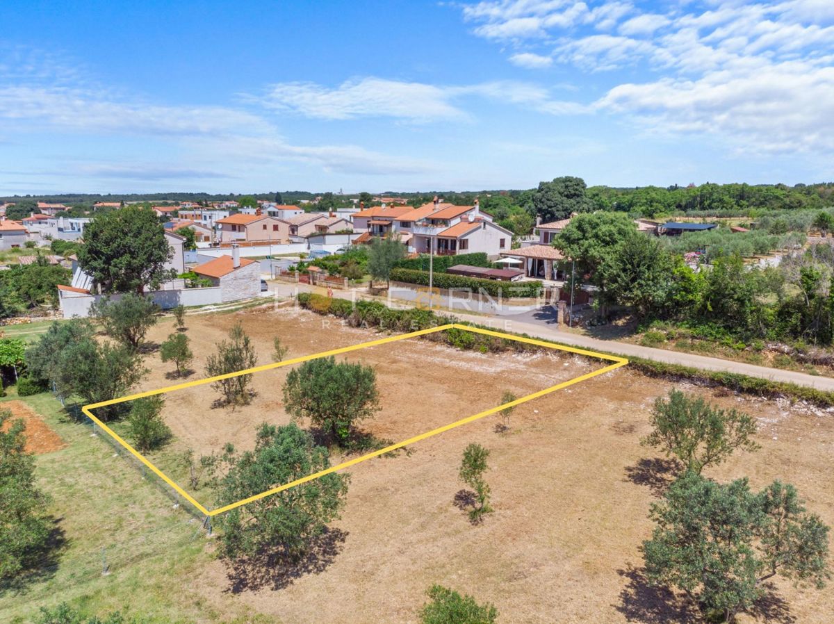 Terreno edificabile Galižana, Vodnjan, 563m2