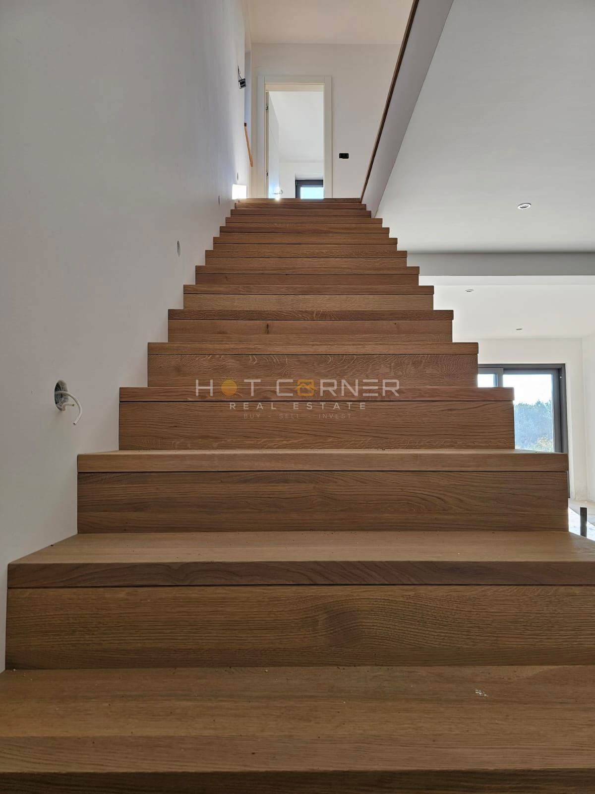 Villa in un borgo idilliaco vicino a Rovigno – un'opportunità rara per uno stile di vita di lusso