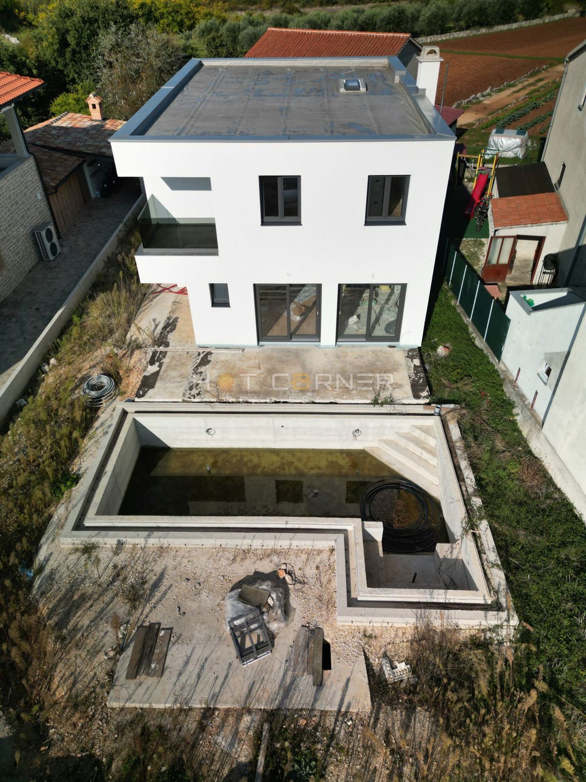 Villa in un borgo idilliaco vicino a Rovigno – un'opportunità rara per uno stile di vita di lusso