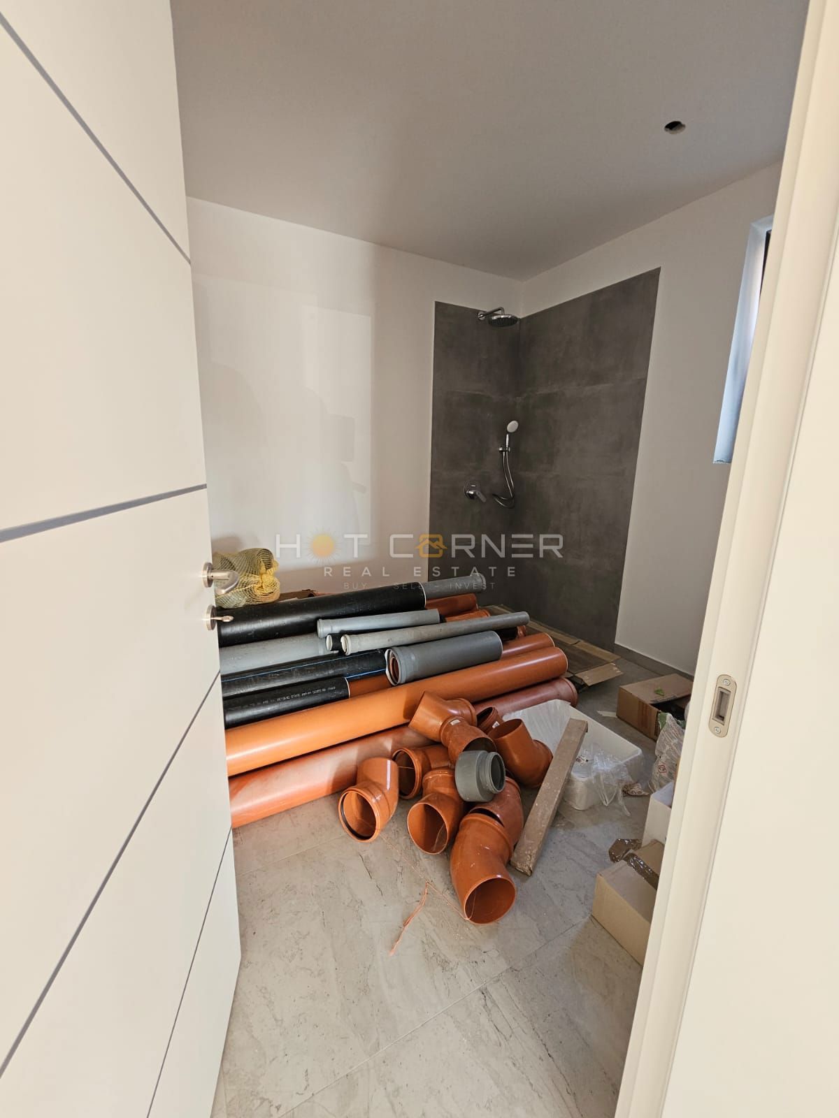 Villa in un borgo idilliaco vicino a Rovigno – un'opportunità rara per uno stile di vita di lusso