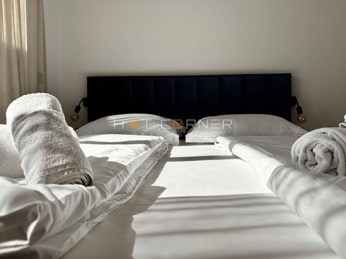 immobiliare di lusso a medulin, 3 ville+barca