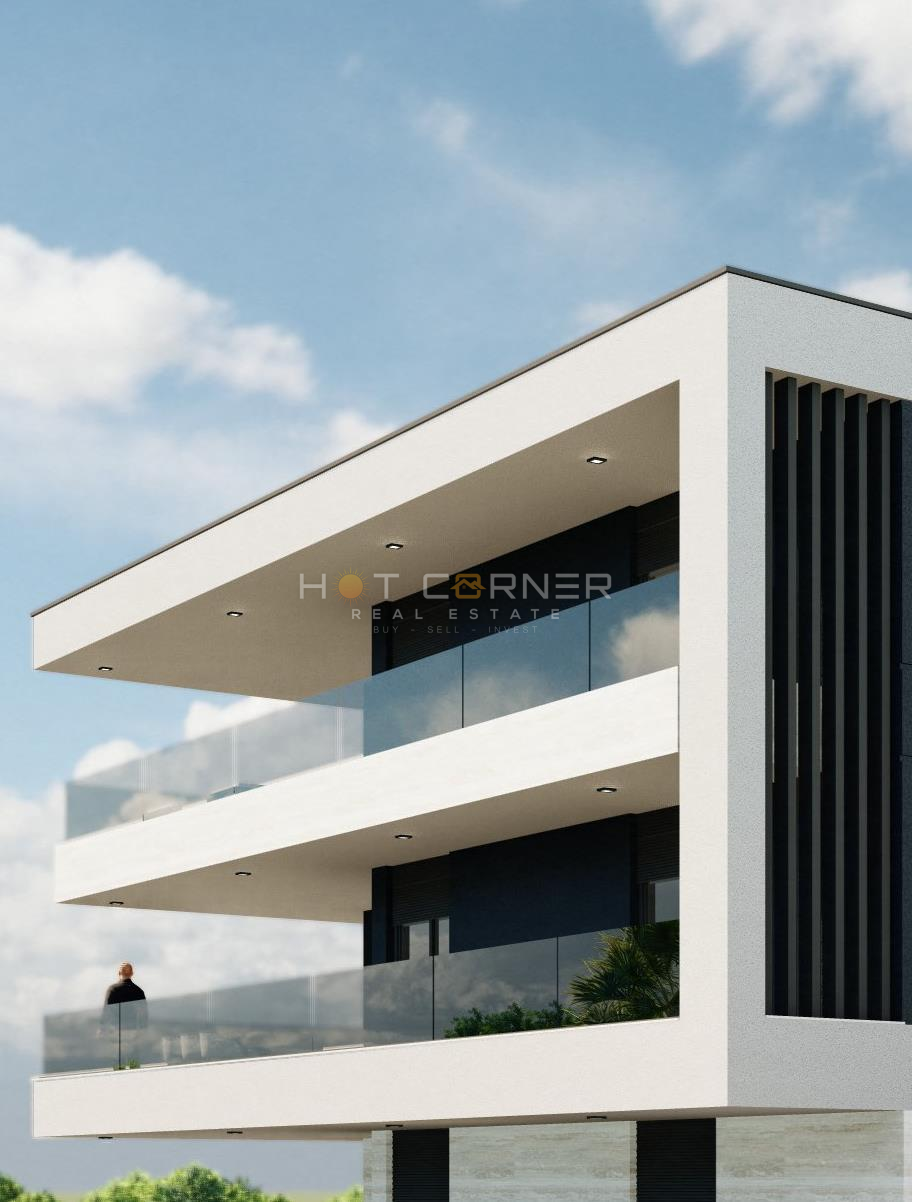 Lusso al piano terra con giardino