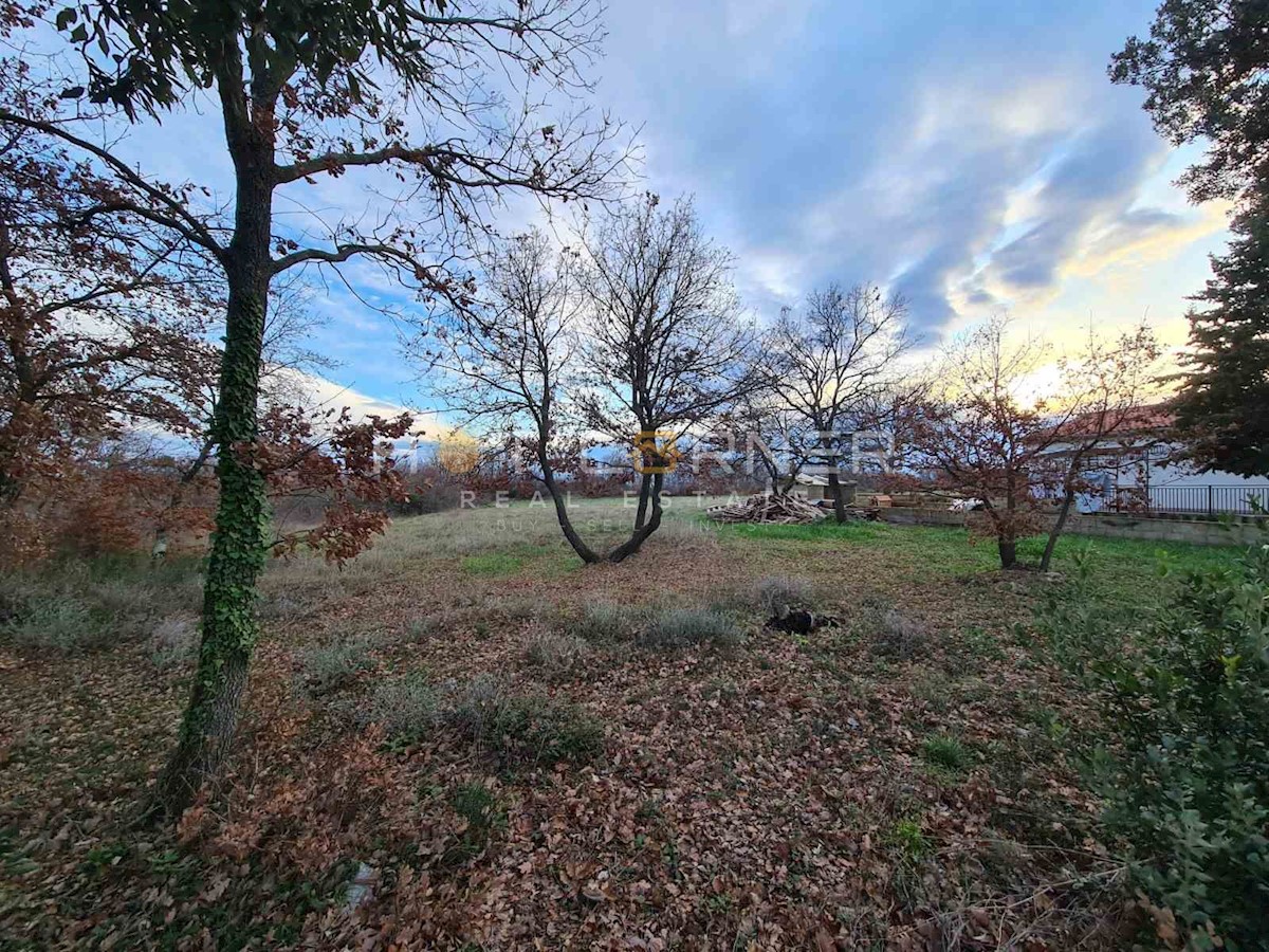 Terreno Loborika, Marčana, 2.005m2