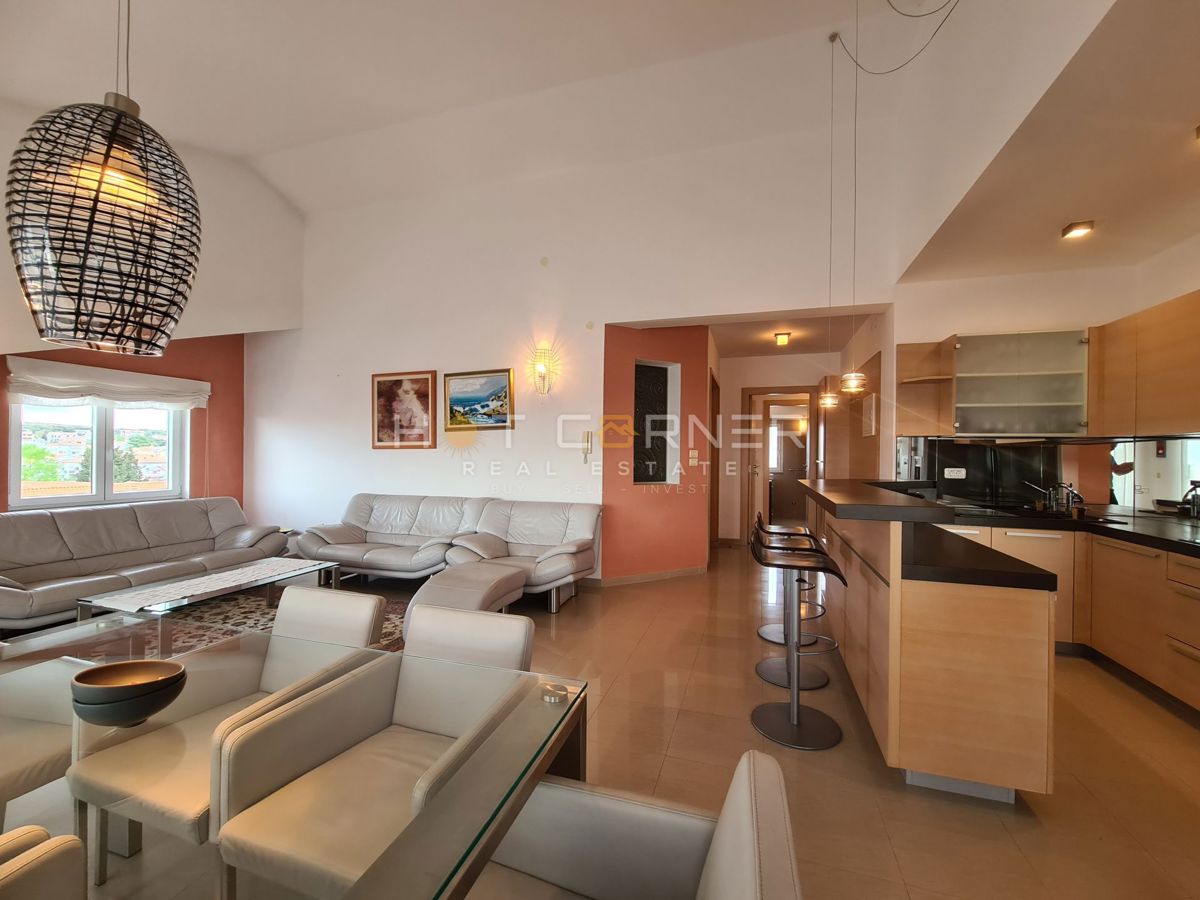 Appartamento Pješčana Uvala, Medulin, 270m2