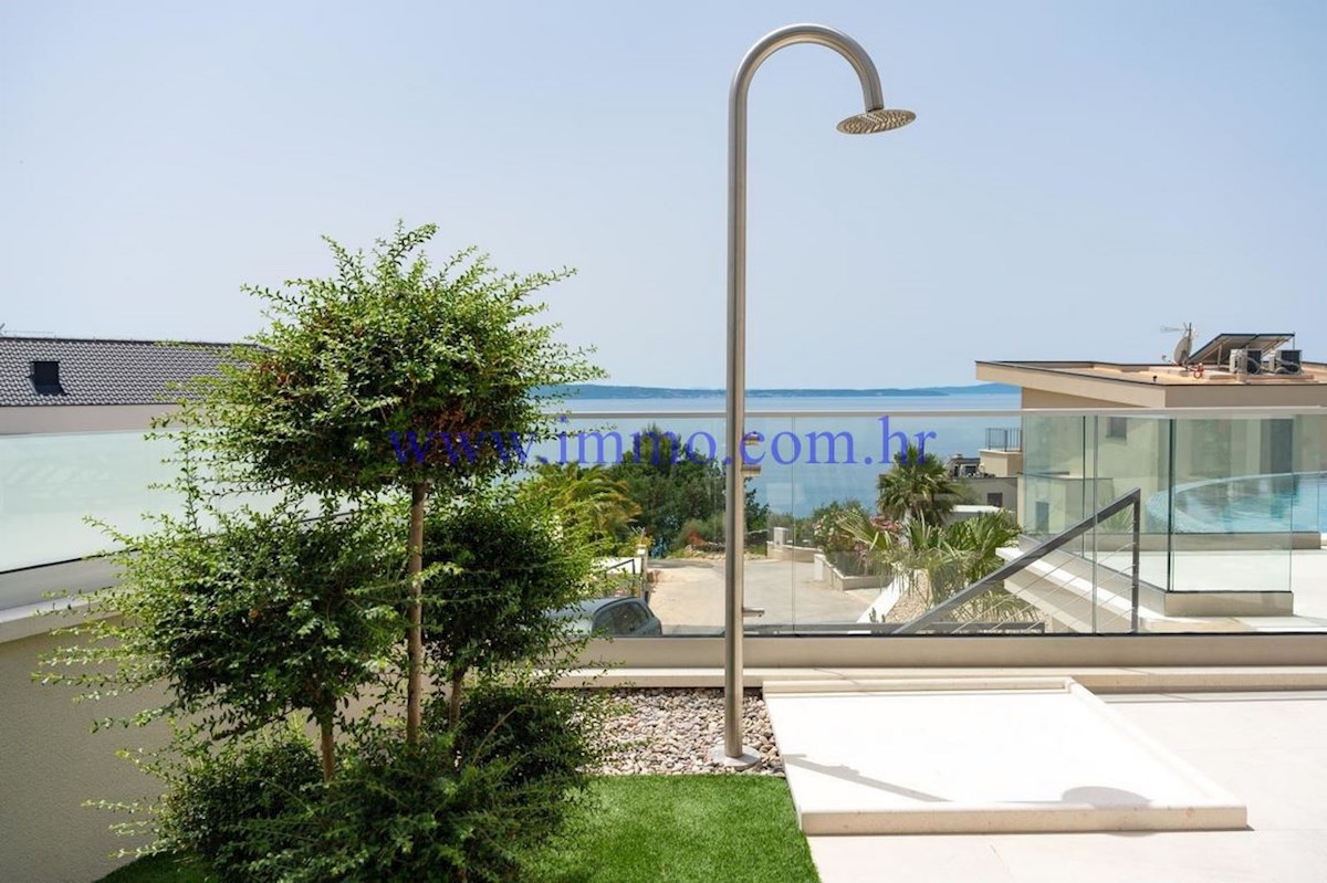 BELLISSIMA NUOVA VILLA VICINO A SPALATO