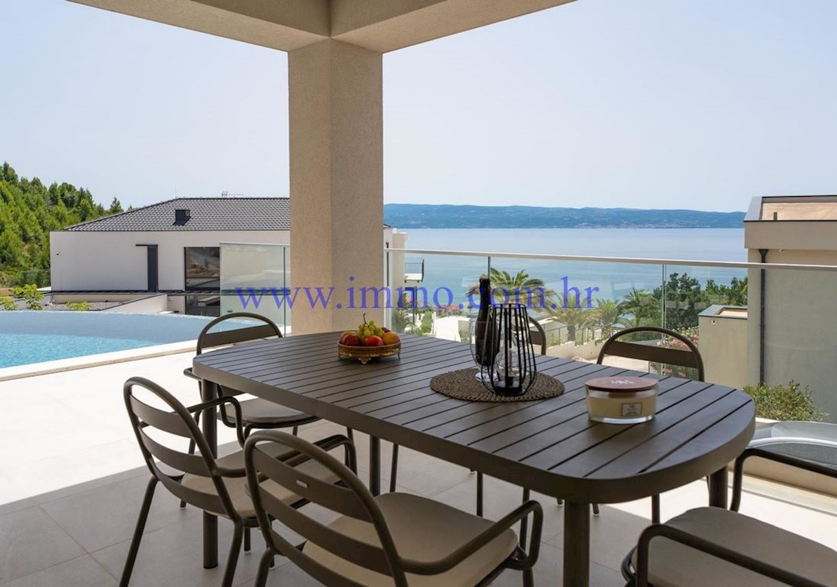 BELLISSIMA NUOVA VILLA VICINO A SPALATO