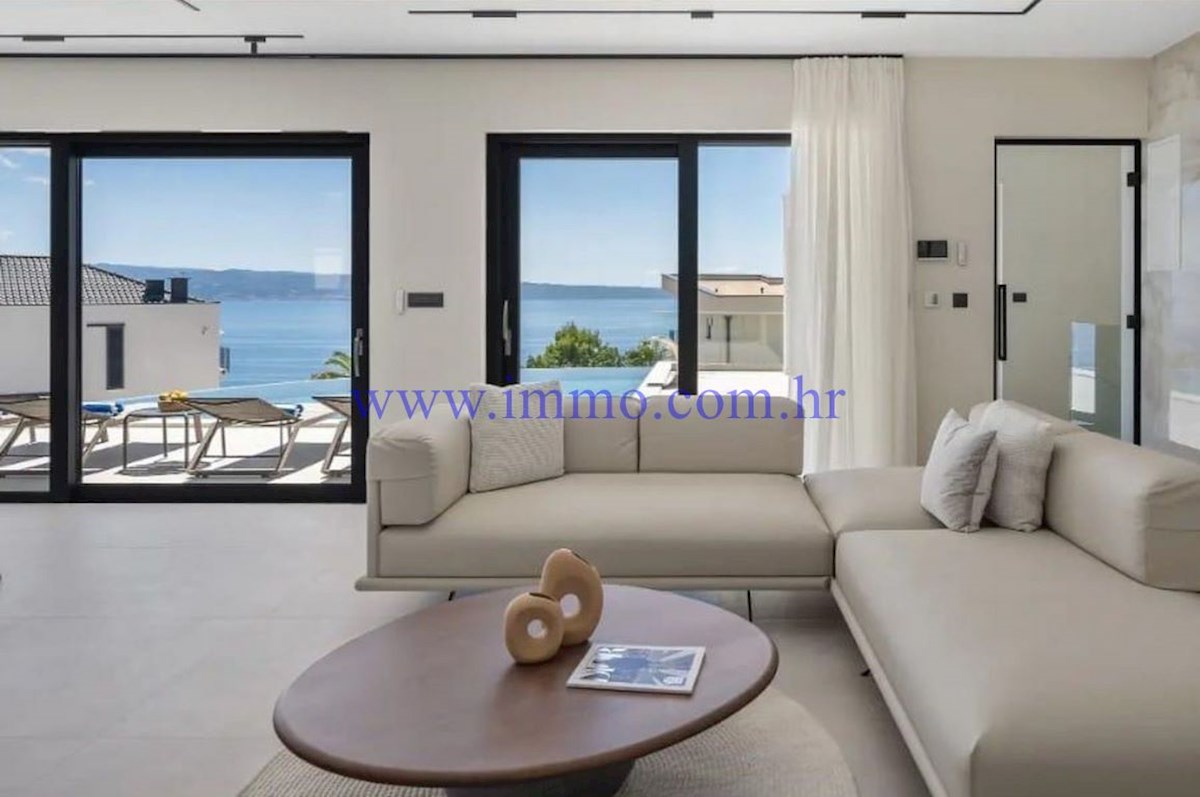 BELLISSIMA NUOVA VILLA VICINO A SPALATO