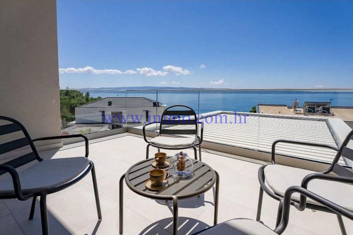 BELLISSIMA NUOVA VILLA VICINO A SPALATO