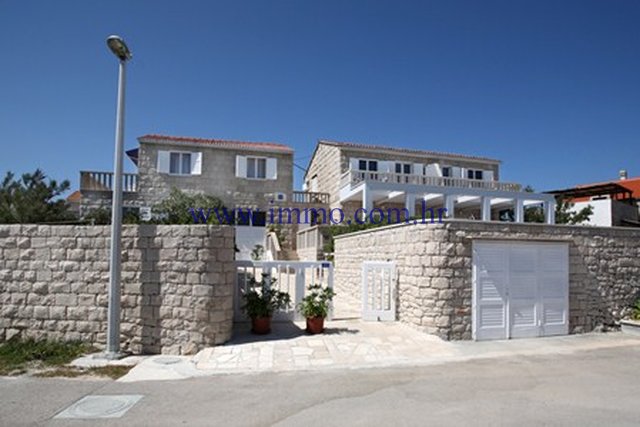 VILLA FRONTE MARE, ISOLA DI BRAC