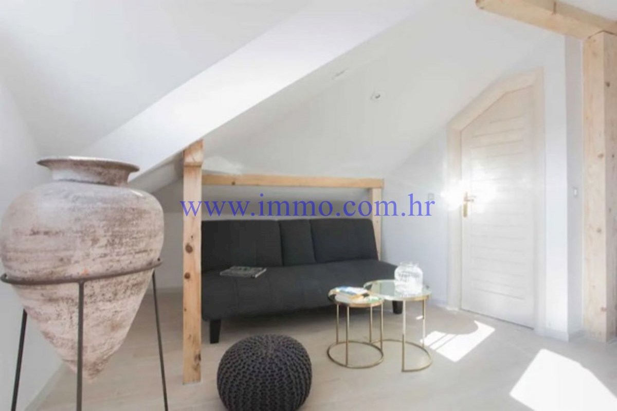 BELLA PROPRIETÀ NEI DINTORNI DI ŠIBENIK