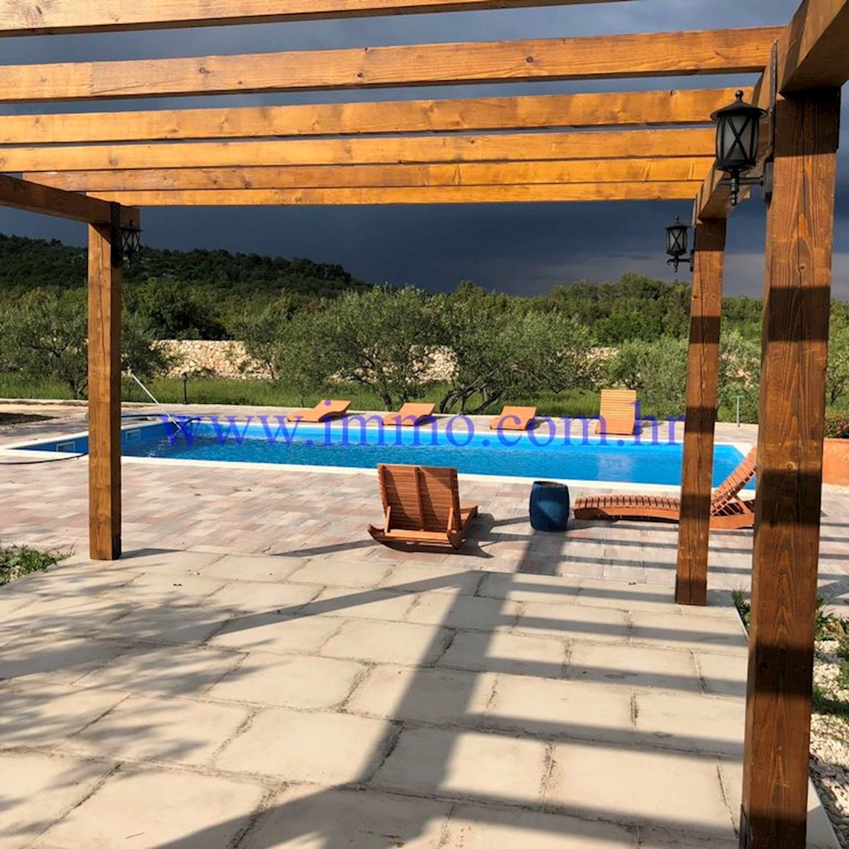 BELLA PROPRIETÀ NEI DINTORNI DI ŠIBENIK