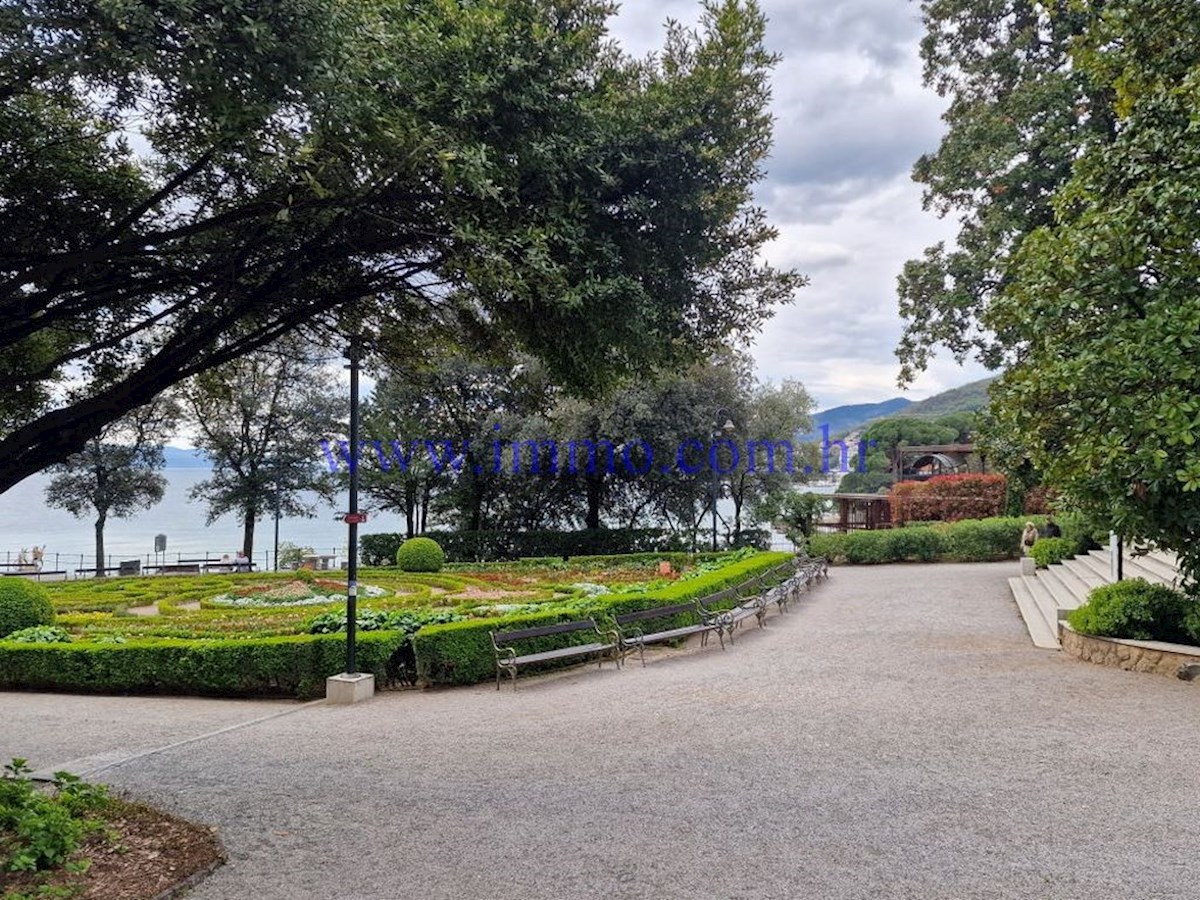 TERRENO EDIFICABILE ATTRATTIVO A OPATIA