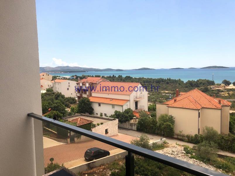 VILLA CON VISTA MARE VICINO A SIBENICO